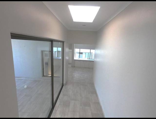 3 BEDROOM PROPERTY TO RENT IN RIVER CLUB